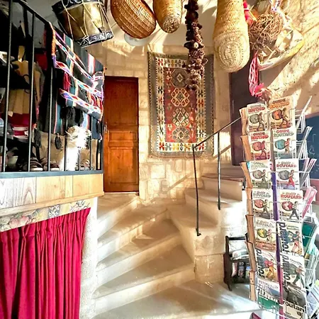 Le Parvis, Charme Atypique Apartman Sommières